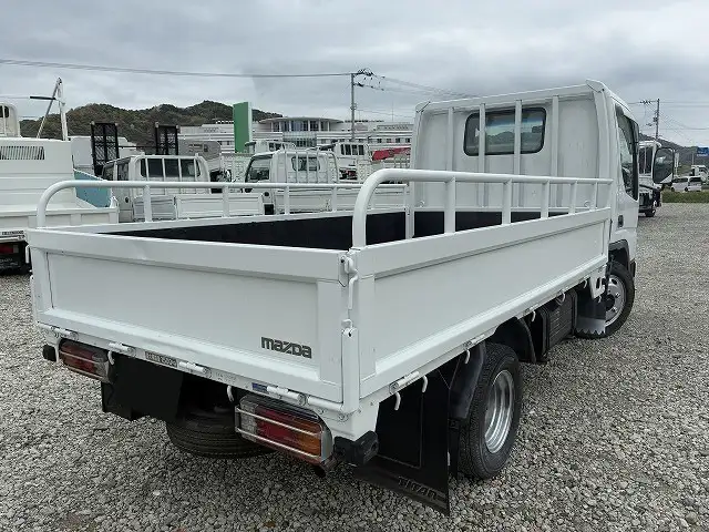 マツダ タイタン 小型 平ボディ KK-WHS5T H16の中古トラック画像4