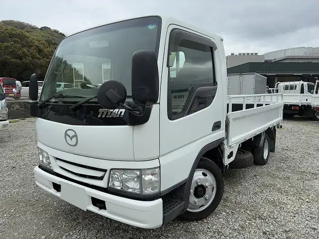 マツダ タイタン 小型 平ボディ KK-WHS5T H16 の中古トラック【車両No.210397】