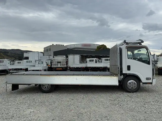 いすゞ エルフ 小型 平ボディ 床鉄板 アルミブロックの中古トラック画像6