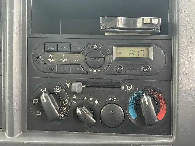 いすゞ エルフ 小型 平ボディ 床鉄板 アルミブロックの中古トラック画像14