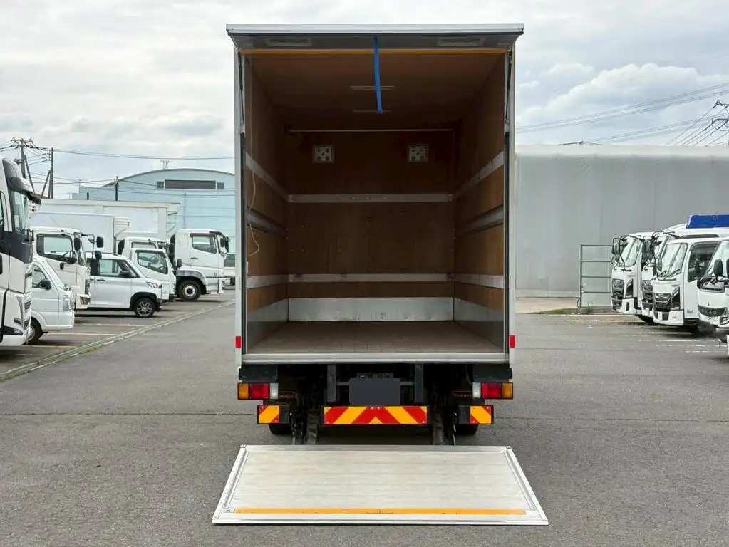 いすゞ エルフ 小型 アルミバン パワーゲート TRG-NPR85ANの中古トラック画像11