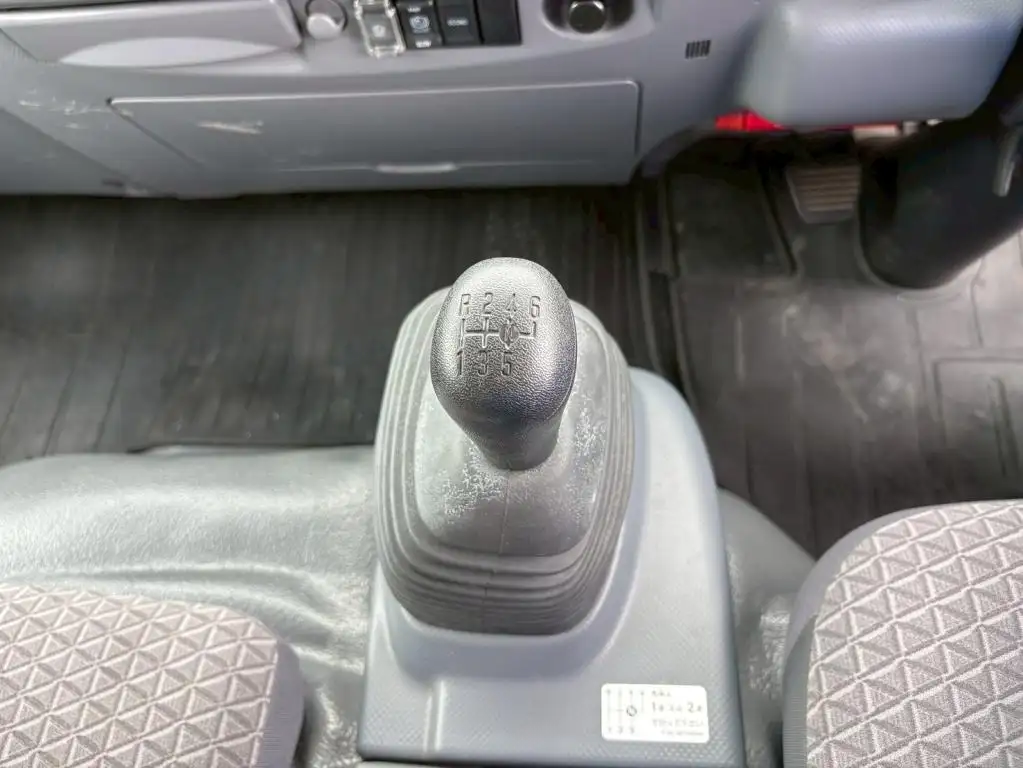 いすゞ エルフ 小型 アルミバン パワーゲート TRG-NPR85ANの中古トラック画像像17