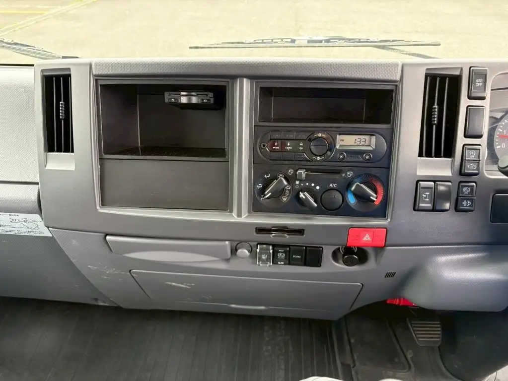 いすゞ エルフ 小型 アルミバン パワーゲート TRG-NPR85ANの中古トラック画像16