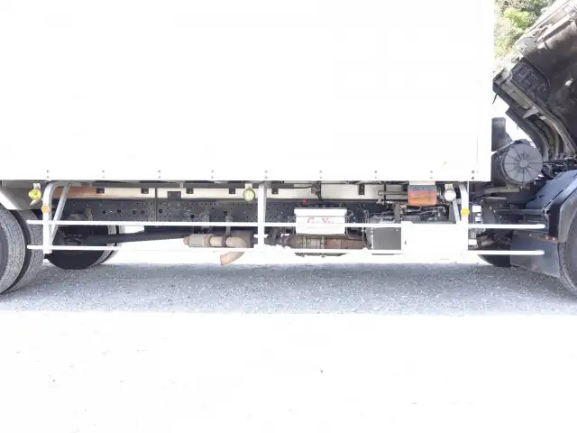いすゞ フォワード 中型/増トン アルミバン パワーゲート ベッドの中古トラック画像15