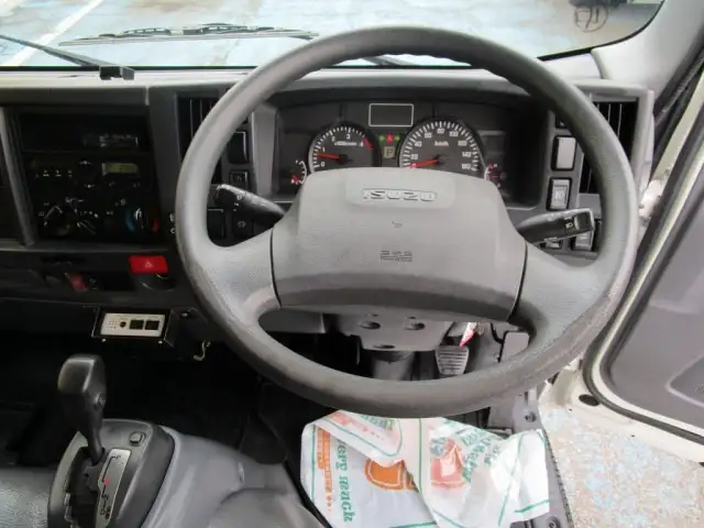 いすゞ エルフ 小型 アルミバン ボトルカー サイドドアの中古トラック画像12