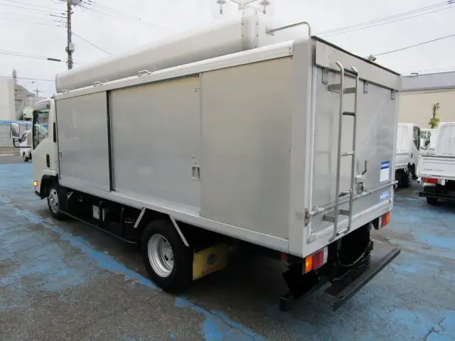 いすゞ エルフ 小型 アルミバン ボトルカー サイドドアの中古トラック画像4