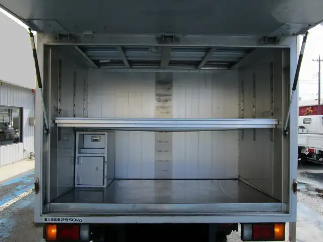いすゞ エルフ 小型 アルミバン ボトルカー サイドドアの中古トラック画像7