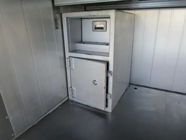 いすゞ エルフ 小型 アルミバン ボトルカー サイドドアの中古トラック画像8