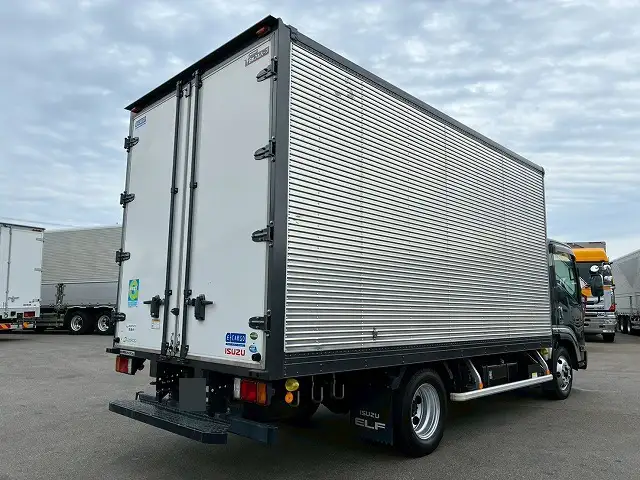 いすゞ エルフ 小型 アルミバン サイドドア 2RG-NPR88ANの中古トラック画像3