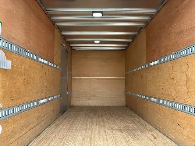 いすゞ エルフ 小型 アルミバン サイドドア 2RG-NPR88ANの中古トラック画像7