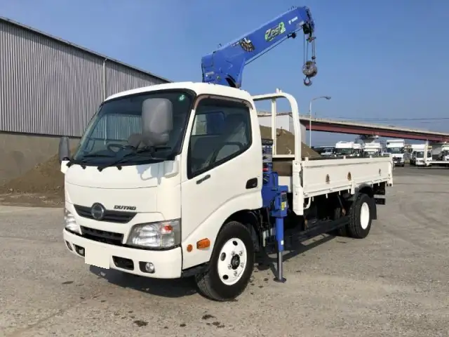 日野 デュトロ 小型 クレーン付 4段 ラジコン の中古トラック【車両No.210760】
