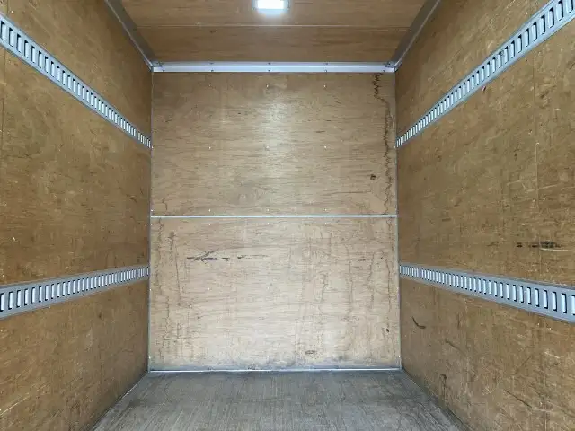 いすゞ エルフ 小型 アルミバン TRG-NLR85AN H31/R1の中古トラック画像5