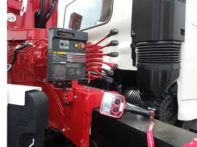 日野 レンジャー 中型/増トン 車両重機運搬 4段クレーン ラジコンの中古トラック画像9