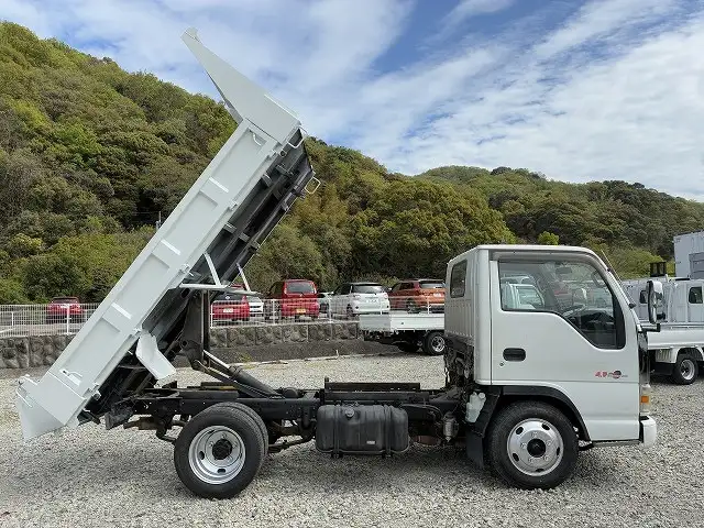 いすゞ エルフ 小型 ダンプ KR-NKR81ED H16の中古トラック画像4