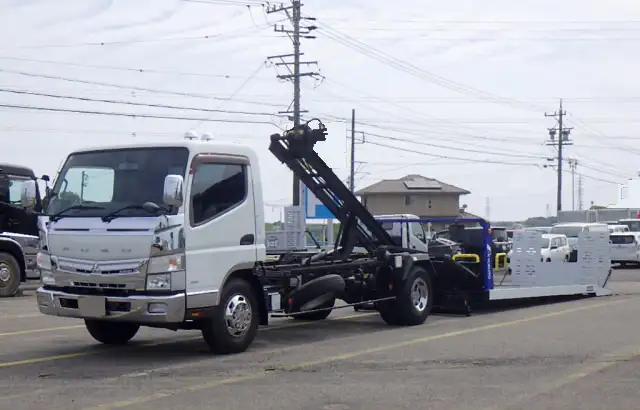 三菱 キャンター 小型 車両重機運搬 ラジコン ウインチ の中古トラック【車両No.210961】