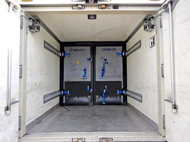 トヨタ ダイナ 小型 冷凍冷蔵 低温 スタンバイの中古トラック画像4