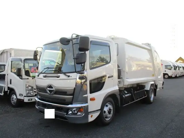 日野 レンジャー 中型/増トン パッカー車 プレス式 2KG-FC2ABAの中古トラック画像1