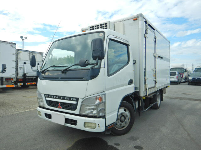トヨタ トヨエース 小型 アルミバン 床鉄板 TKG-XZU645 の中古トラック【車両No.160905】