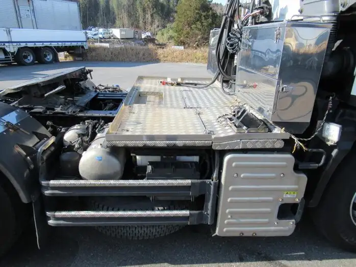 いすゞ ギガ 大型 トラクター ハイルーフ 1デフの中古トラック画像8