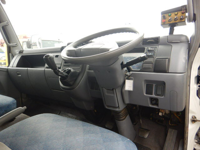 三菱 キャンター 小型 パッカー車 プレス式 KK-FE82EEV｜画像7