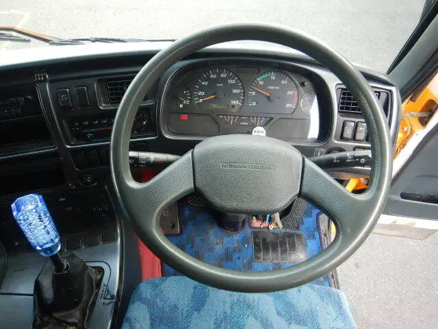 日産UD ビッグサム 大型 ミキサー・ポンプ ベッド KL-CW53XHHの中古トラック画像4