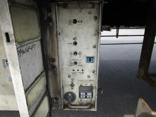 国内・その他 国産車その他 トレーラー/その他 トレーラー 2軸 FVA242改の中古トラック画像13