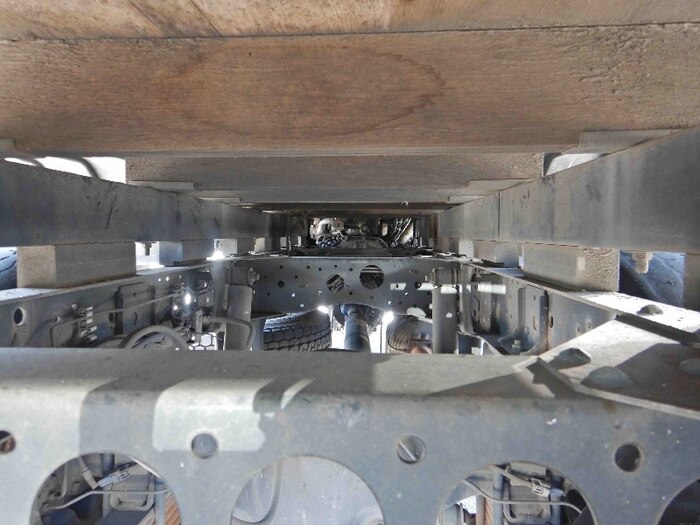 いすゞ エルフ 小型 平ボディ パワーゲート 床鉄板｜画像11