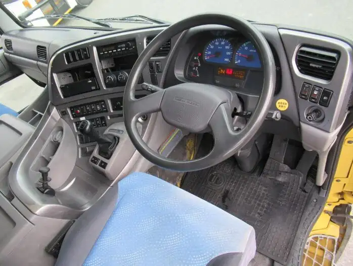 日産UD クオン 大型 ウイング エアサス ジョルダーの中古トラック画像7