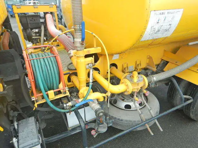 日産UD コンドル 小型 タンク車 散水車 SKG-BPR85YNの中古トラック画像4