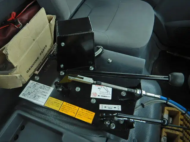 日産UD コンドル 小型 タンク車 散水車 SKG-BPR85YNの中古トラック画像9