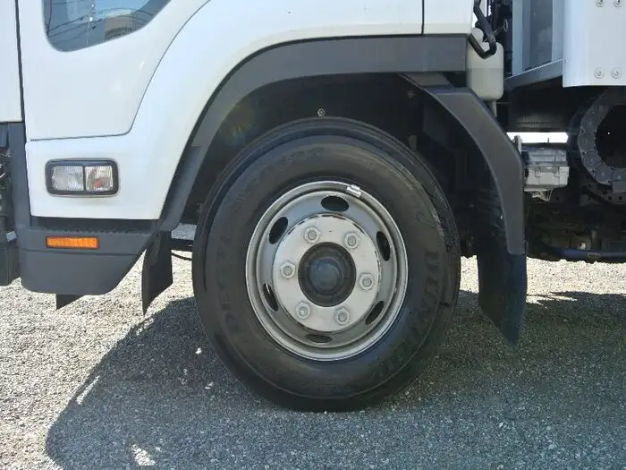 いすゞ フォワード 中型/増トン 車両重機運搬 ラジコン ウインチの中古トラック画像18