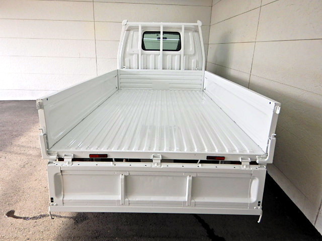 マツダ ボンゴ 小型 平ボディ ABF-SKP2T H26の中古トラック画像4