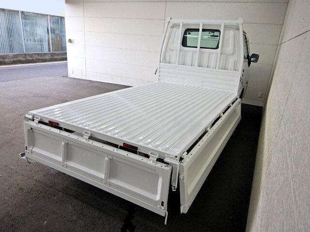 マツダ ボンゴ 小型 平ボディ ABF-SKP2T H26の中古トラック画像2