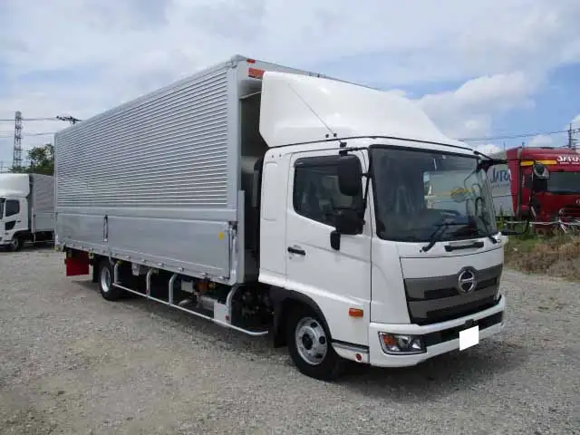 日野 レンジャー 中型/増トン ウイング エアサス ベッドの中古トラック画像4