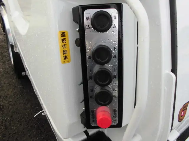 いすゞ フォワード 中型/増トン パッカー車 プレス式 2RG-FRR90S2の中古トラック画像6