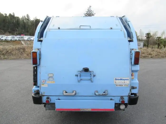いすゞ エルフ 小型 パッカー車 巻き込み式 BKG-NKR85ANの中古トラック画像3