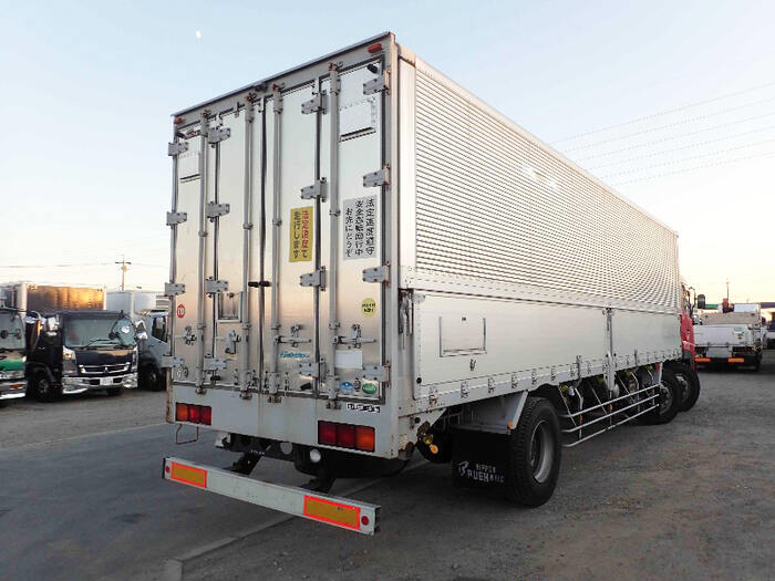 日産UD クオン 大型 ウイング ベッド PKG-CV4XL｜画像2