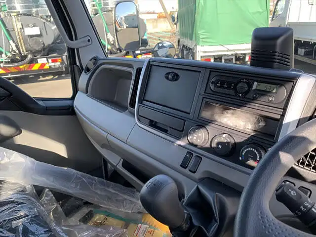 三菱 キャンター 小型 平ボディ TPG-FBA20 H30の中古トラック画像5