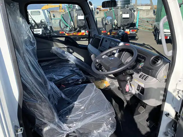 三菱 キャンター 小型 平ボディ TPG-FBA20 H30の中古トラック画像4