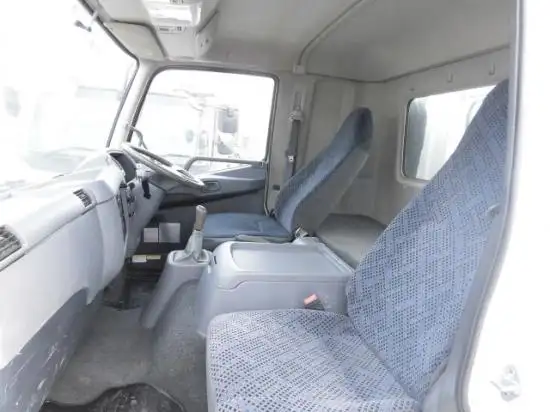 三菱 ファイター 中型/増トン 平ボディ ベッド PDG-FK61Rの中古トラック画像7