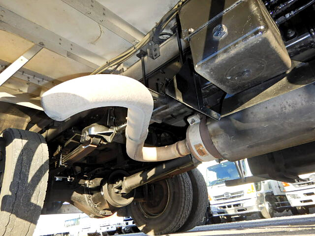 日産UD コンドル 中型 ウイング 床鉄板 ベッド｜画像17