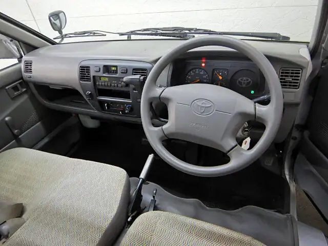 トヨタ タウンエース 小型 平ボディ GK-KM75 H18の中古トラック画像5