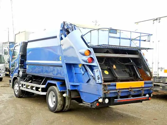 三菱 ファイター 中型/増トン パッカー車 プレス式 KK-FK71HEの中古トラック画像2