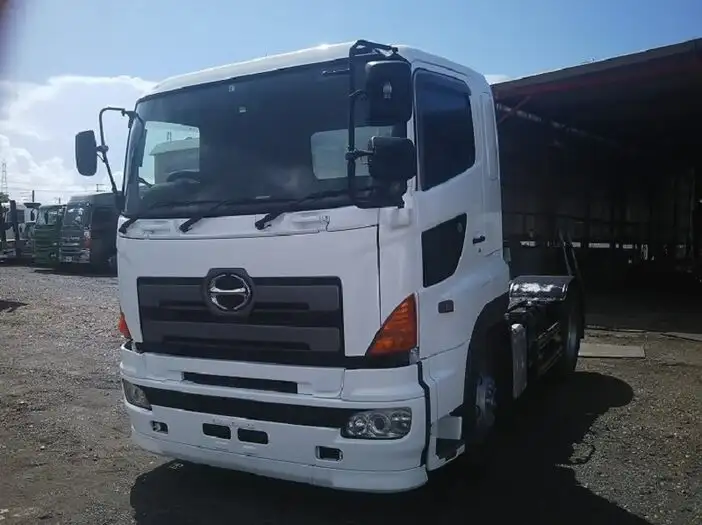 日野 プロフィア 大型 トラクター 1デフ エアサスの中古トラック画像1
