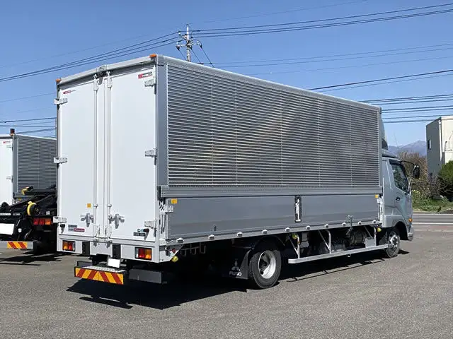 三菱 ファイター 中型/増トン ウイング ベッド 2KG-FK61Fの中古トラック画像2