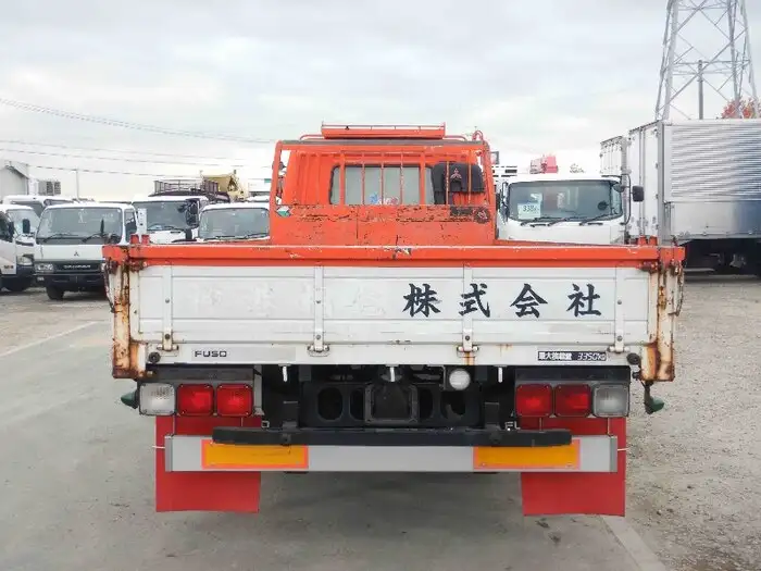 三菱 ファイター 中型/増トン 平ボディ 床鉄板 ベッドの中古トラック画像3