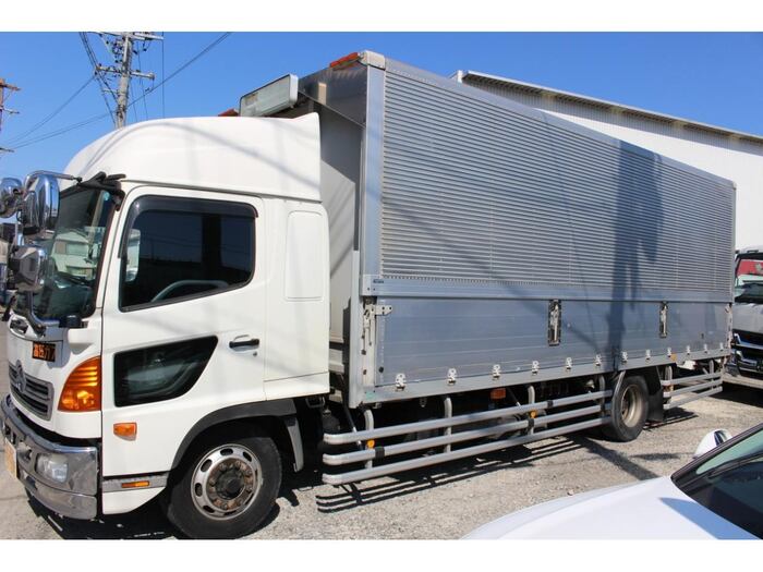 日野 レンジャー 中型/増トン ウイング パワーゲート ベッドの中古トラック画像2