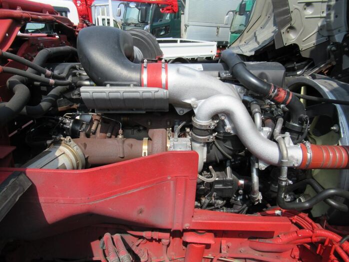 日産UD クオン 大型 トラクター ハイルーフ 1デフ｜画像7