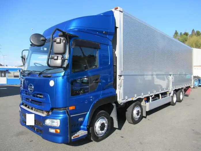 日産UD クオン 大型 ウイング エアサス ベッドの中古トラック画像1