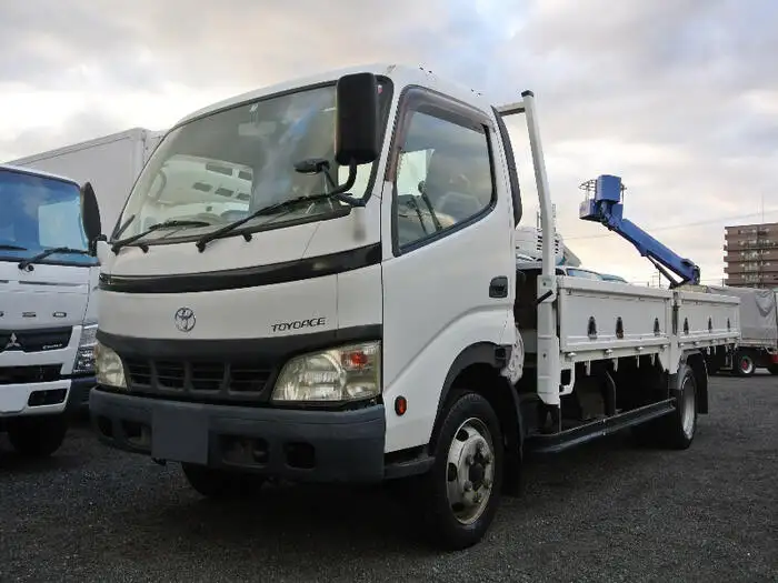 トヨタ トヨエース 小型 平ボディ PB-XZU421 H16の中古トラック画像1